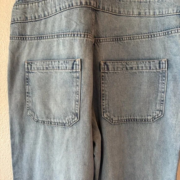 Gap Women's Slouchy Bib Overalls Medium Denim Light Wash Farmcore Country Girl - Picture 5 of 13